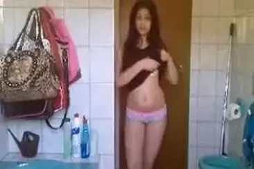 Siaran Privat Streamer Jelita Di Kamar